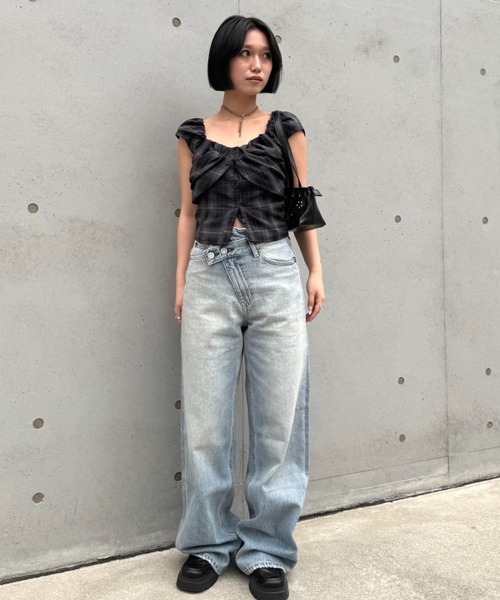 CROSS WAIST WIDE STRAIGHT/クロスウエストワイドストレートデニム