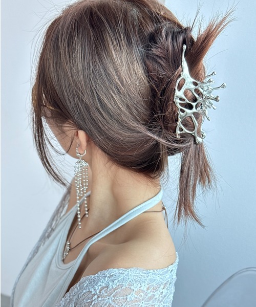 hollow out】ヘアクリップ（バレッタ/ヘアクリップ）｜Y2K SYNAPSE