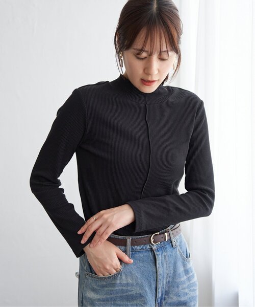 ikka(イッカ)の「前後2WAY三角テレコプルオーバー(Tシャツ/カットソー・レディース・ブラック/ワイン/オフホワイト/グレー/ダークグリーン/ライトグレー・S/M/L)」の3枚目の写真