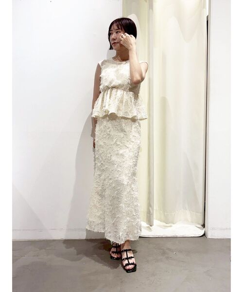 LAGUNAMOON（ラグナムーン）の「ベロアノースリーブトップス（Tシャツ/カットソー・レディース・ブラック/アイボリー/モカ・FREE）」の4枚目の写真