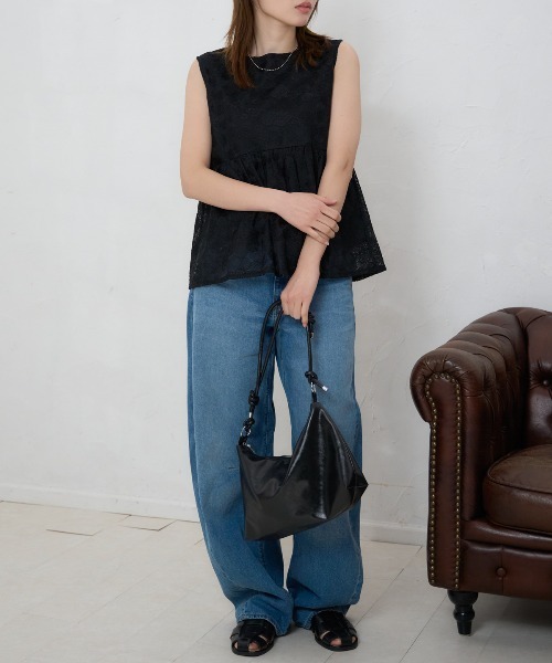 TRIANGLE PALETTE（トライアングルパレット）の「レースノースリーブブラウス/セットアップ対応（シャツ/ブラウス・レディース・ホワイト/ブラック・FREE）」の13枚目の写真