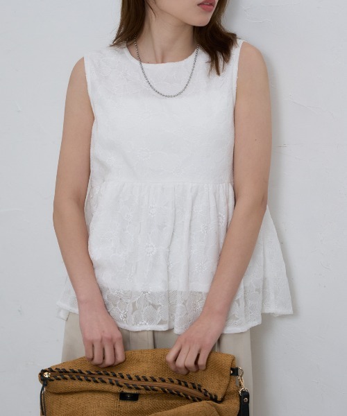 TRIANGLE PALETTE（トライアングルパレット）の「レースノースリーブブラウス/セットアップ対応（シャツ/ブラウス・レディース・ホワイト/ブラック・FREE）」の16枚目の写真