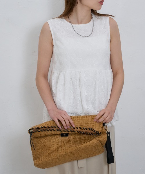 TRIANGLE PALETTE（トライアングルパレット）の「レースノースリーブブラウス/セットアップ対応（シャツ/ブラウス・レディース・ホワイト/ブラック・FREE）」の15枚目の写真