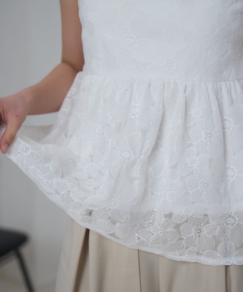 TRIANGLE PALETTE（トライアングルパレット）の「レースノースリーブブラウス/セットアップ対応（シャツ/ブラウス・レディース・ホワイト/ブラック・FREE）」の21枚目の写真