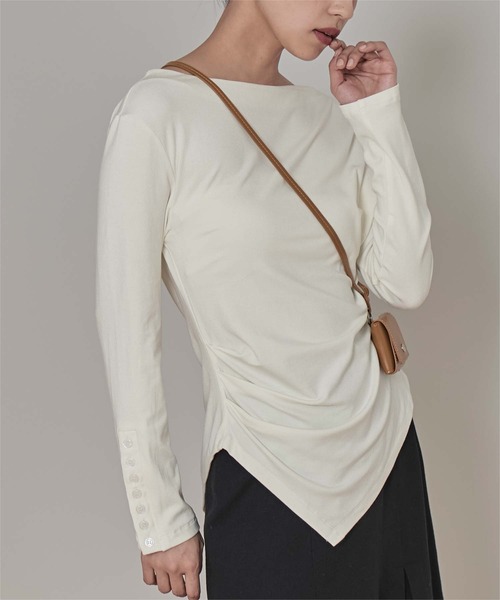 miette（ミエット）の「アシンメトリーオフショルダートップス（Tシャツ/カットソー・レディース・ブラック/ボルドー/オフホワイト・S/M）」の5枚目の写真