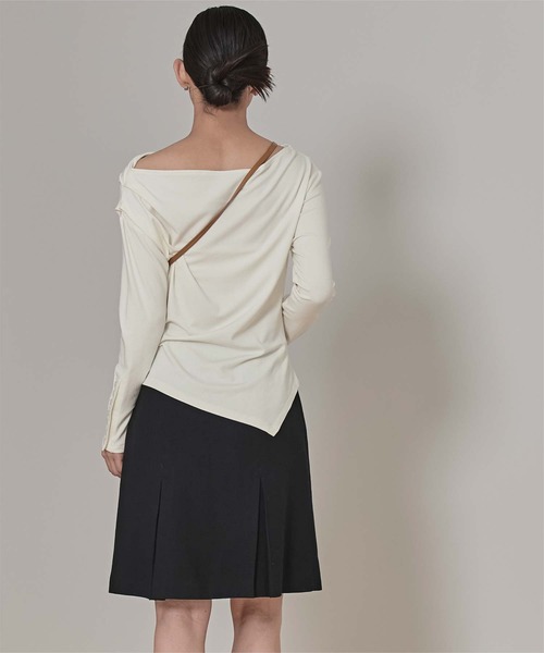 miette（ミエット）の「アシンメトリーオフショルダートップス（Tシャツ/カットソー・レディース・ブラック/ボルドー/オフホワイト・S/M）」の7枚目の写真