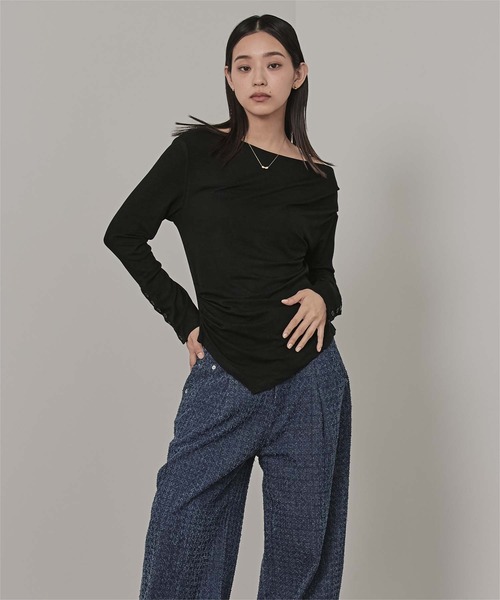 miette（ミエット）の「アシンメトリーオフショルダートップス（Tシャツ/カットソー・レディース・ブラック/ボルドー/オフホワイト・S/M）」の13枚目の写真