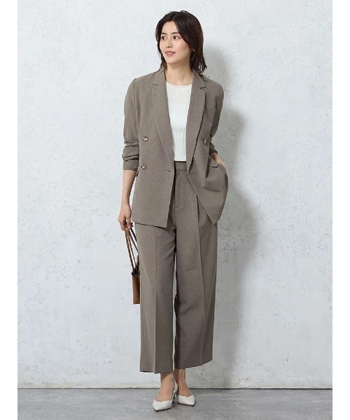 Perfect Suit FActory(パーフェクトスーツファクトリー)の「【洗える・速乾・ストレッチ・薄手】からみメッシュ ダブルジャケット・ワイドパンツセットアップ(スーツセット・レディース・ブラウン/チャコールグレー/ネイビー・L/M/S)」の22枚目の写真