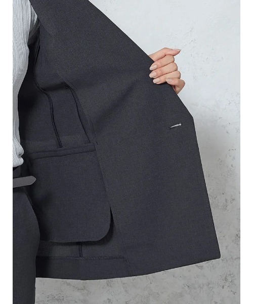 Perfect Suit FActory(パーフェクトスーツファクトリー)の「【洗える・速乾・ストレッチ・薄手】からみメッシュ ダブルジャケット・ワイドパンツセットアップ(スーツセット・レディース・ブラウン/チャコールグレー/ネイビー・L/M/S)」の15枚目の写真