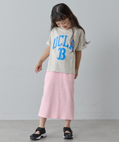 UCLA（ユーシーエルエー）の「【KIDS】【UCLA】TYPY別注ロゴプリントTEE（Tシャツ/カットソー・キッズ・グリーン/オフホワイト/チャコールグレー・XX-LARGE/LARGE/X-LARGE/SMALL/MEDIUM）」の8枚目の写真
