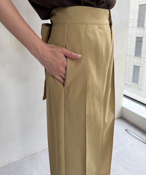 新品未使用 タグ付 ドゥロワー 定価6.4万円 ワイドパンツ ベージュ 春夏 セール】【WEB限定】バックリボンワイドパンツ（その他パンツ