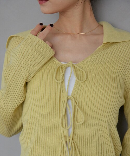 EMMEL REFINES(エメルリファインズ)の「<EMMEL REFINES>EM フロントリボン エリツキ ニット(ニット/セーター・レディース・ライトブルー/ライム/ダークグレー・FREE)」の3枚目の写真