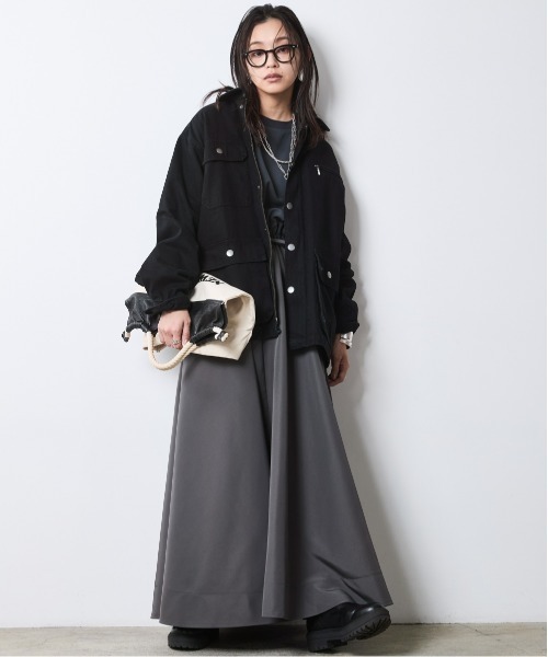 CHIC STYLE(シックスタイル)の「リブ使い異素材ドッキングロングワンピース<大きいサイズ有>シックスタイル(ワンピース・レディース・グレー/ブラック・5L/4L/3L/LL/L/M)」の14枚目の写真