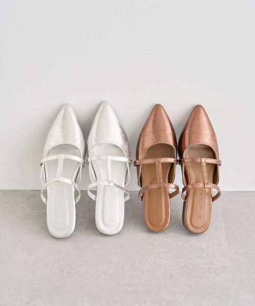 Green Parks(グリーンパークス)の「RUPIS.ポインテッドTストラップミュール(サンダル・レディース・ブラウン/シルバー・XS/S/M/XL/L)」の3枚目の写真