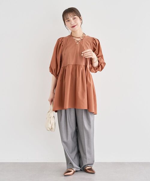 Green Parks(グリーンパークス)の「RUPIS.ポインテッドTストラップミュール(サンダル・レディース・ブラウン/シルバー・XS/S/M/XL/L)」の5枚目の写真