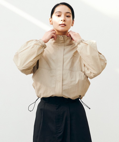 KELTY（ケルティ）の「KELTY/ケルティ ショートスタンドブルゾン（ブルゾン・レディース・グレイッシュベージュ/カーキ/ブラック/ブルー・FREE）」の3枚目の写真