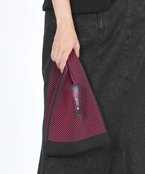MARY QUANT(マリークワント)の「メッシュニット ミニトート(ハンドバッグ・レディース・グリーン/ブラック×ホワイト/ブラック/フューシャピンク/ネイビー・FREE)」の5枚目の写真