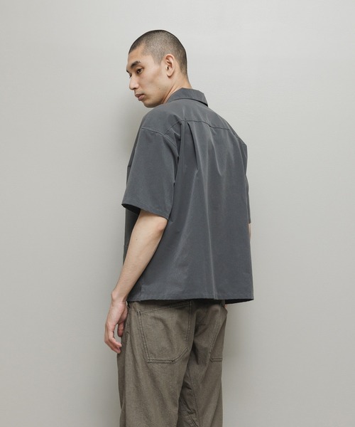 bal(バル)の「COOL DOTS SS SHIRT(シャツ/ブラウス・メンズ・チャコール/モカ・3/2/1)」の6枚目の写真