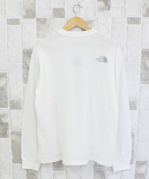 THE NORTH FACE(ザノースフェイス)の「ワンポイントポケット ワッフル ロングスリーブTシャツ WAFFLE L/S R/TEE White Label Korea Line(Tシャツ/カットソー・メンズ・ホワイト/ブラック・M/L/XL)」の5枚目の写真