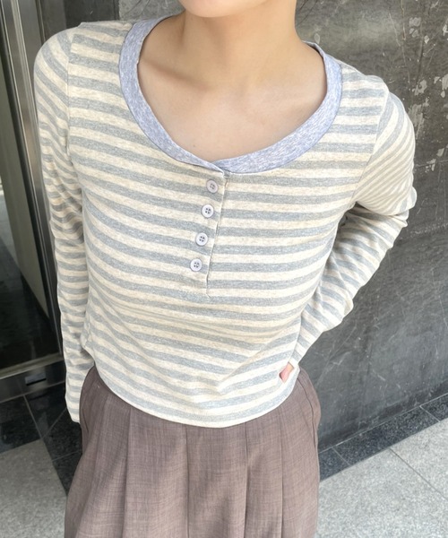 LAC-VERT（ラック・ヴェール）の「ボーダー柄ヘンリーネック（Tシャツ/カットソー・レディース・ブラック/グレー・FREE）」の3枚目の写真