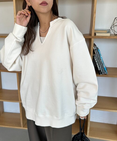 DISCOAT(ディスコート)の「【ユニセックス】ワンポイント刺繍ピグメントスキッパースウェット(スウェット・レディース・アイボリー/チャコールグレー/ブラウン・FREE)」の7枚目の写真