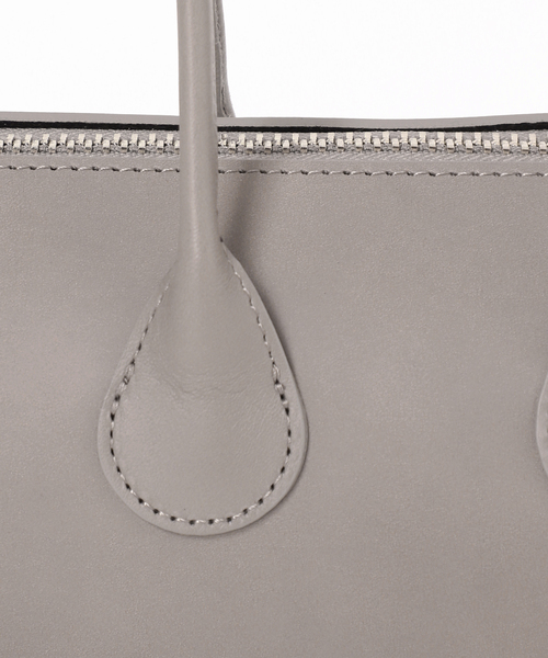 Spick & Span（スピックアンドスパン）の「A / アー HACKNEY24 ツツ（ハンドバッグ・レディース・グレー/ブラック・FREE）」の17枚目の写真