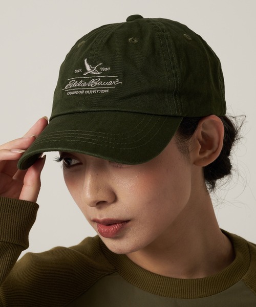Eddie Bauer(エディーバウアー)の「コットンツイル ロゴ キャップ(キャップ・メンズ・ネイビー/ベージュ/サファリグリーン/ブラウン/ブラック/ピンク・F)」の11枚目の写真