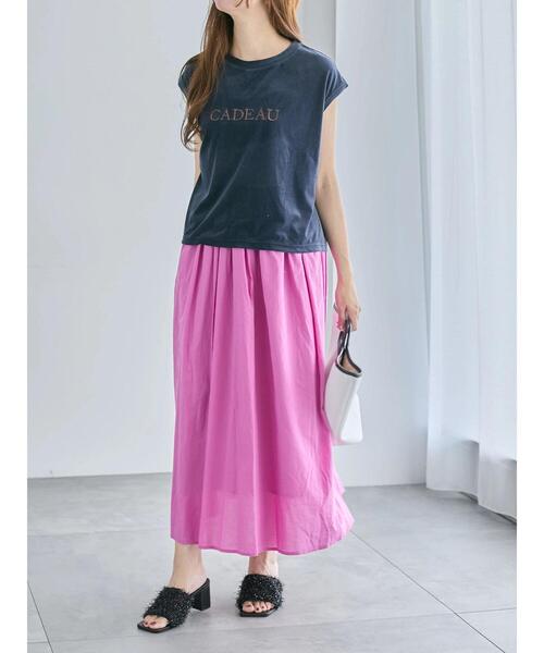 Te chichi（テチチ）の「シアーベロアロゴ刺繍TOPS（Tシャツ/カットソー・レディース・ブラウン/オフホワイト/ネイビー・F）」の4枚目の写真