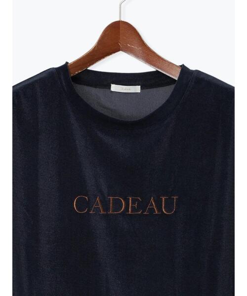 Te chichi（テチチ）の「シアーベロアロゴ刺繍TOPS（Tシャツ/カットソー・レディース・ブラウン/オフホワイト/ネイビー・F）」の11枚目の写真