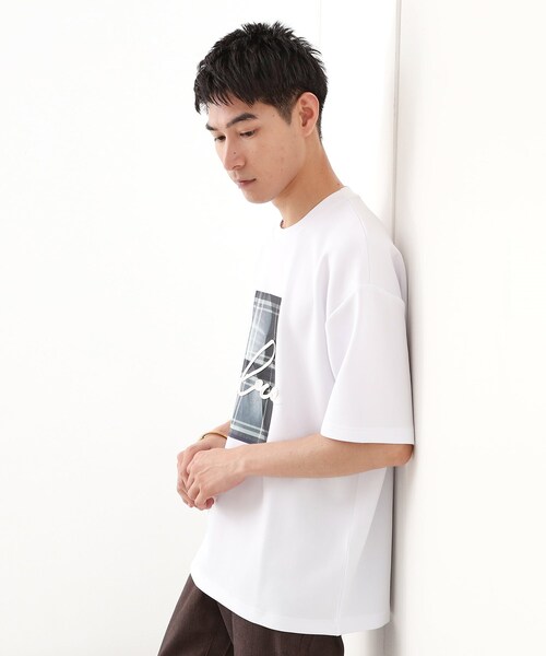 THE SHOP TK (ザ ショップ ティーケー )の「コード刺繍フォトプリント半袖Tシャツ 【洗濯機OK】(Tシャツ/カットソー・メンズ・ブラック系/ホワイト系3/オフホワイト・04/03/02)」の8枚目の写真