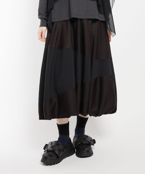 gomme（ゴム）の「エクセルツイル　バルーンSKT（スカート・レディース・ブラック/カーキ・MEDIUM）」の2枚目の写真
