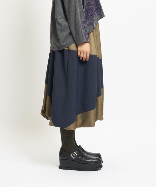 gomme（ゴム）の「エクセルツイル　バルーンSKT（スカート・レディース・ブラック/カーキ・MEDIUM）」の14枚目の写真