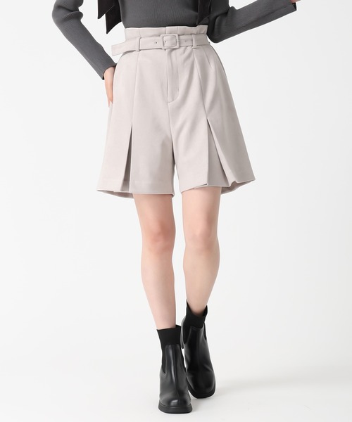 31 Sons de mode(トランテアン ソン ドゥ モード)の「2025秋冬新作 スエードショートパンツ(その他パンツ・レディース・モカ/ライトグレー・S/M)」の2枚目の写真