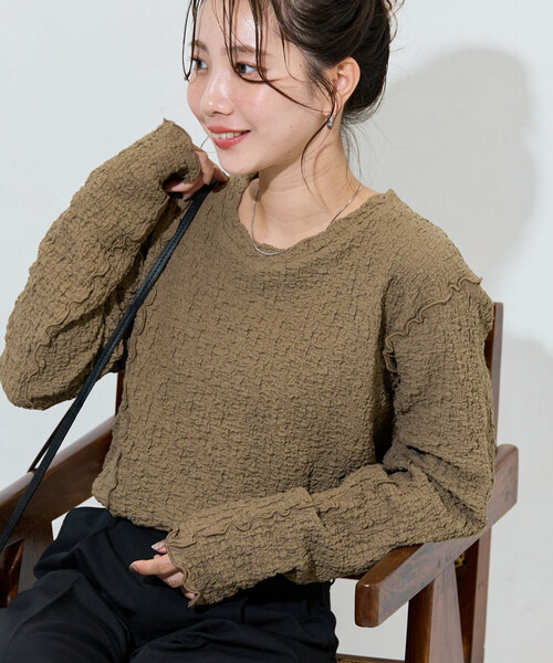 FREAK'S STORE(フリークスストア)の「限定展開 カット シャーリング ポコポコ メロー デザイン ロングスリーブ Tシャツ(Tシャツ/カットソー・レディース・オフホワイト/ブルー/ブラック/レッド/ブラウン・フリ-)」の4枚目の写真