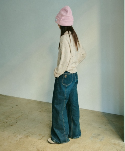 INTER FACTORY（インターファクトリー）の「emuniem by.ゆいか - タックデニムストレートパンツ（デニムパンツ・レディース・ブルー・MEDIUM/LARGE）」の13枚目の写真