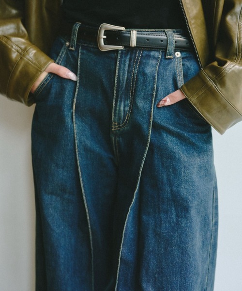 INTER FACTORY（インターファクトリー）の「emuniem by.ゆいか - タックデニムストレートパンツ（デニムパンツ・レディース・ブルー・MEDIUM/LARGE）」の16枚目の写真