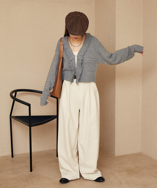 PUBLUX（パブリュクス）の「PUBLUX/パブリュクス フリルホックカーディガン　限定展開（カーディガン/ボレロ・レディース・ブラック/ブラウン/グレー/オフホワイト・ﾌﾘ-）」の12枚目の写真