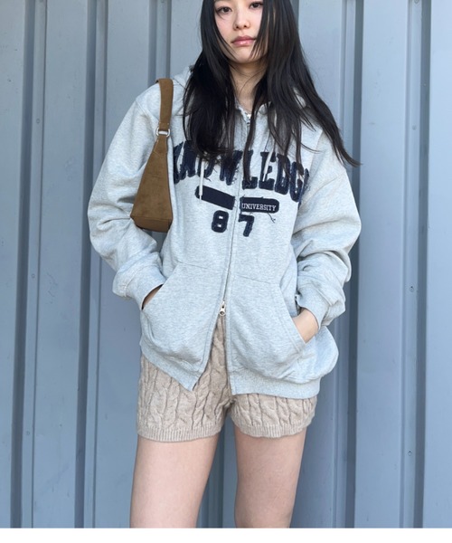 MOUSSY(マウジー)の「COLLEGIATE ZIP フ―ディー(パーカー・レディース・ネイビー/杢グレー/マジェンタ・FREE)」の6枚目の写真