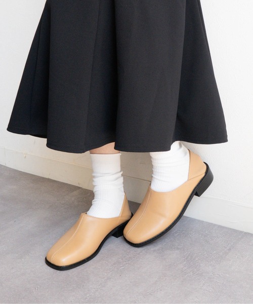 Fabby fabby（ファビィーファビィー）の「サイドVカットスリッポンシューズ（スリッポン・レディース・ブラック/ベージュ/ブラウン・SMALL/MEDIUM/LARGE）」の19枚目の写真