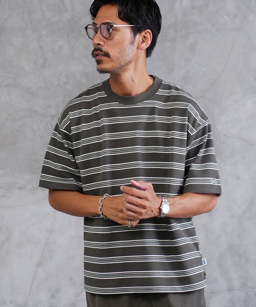 jiggys shop（ジギーズショップ）の「COOLMAX レトロボーダー オーバーサイズTシャツ（Tシャツ/カットソー・メンズ・ホワイト/オートミール/ブルーグリーン/スミクロ・MEDIUM/LARGE/X-LARGE）」の2枚目の写真