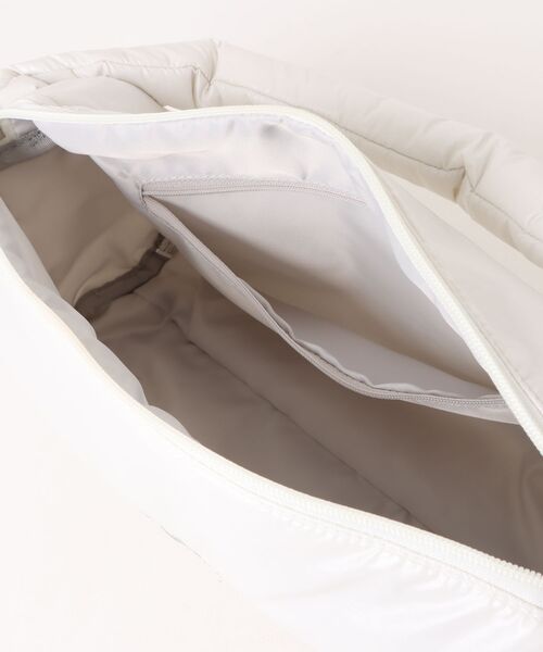 Reebok（リーボック）の「【Reebok / リーボック】パテッドドラムバッグ（ショルダーバッグ・レディース・シルバー/ブラック/ホワイト・FREE）」の5枚目の写真