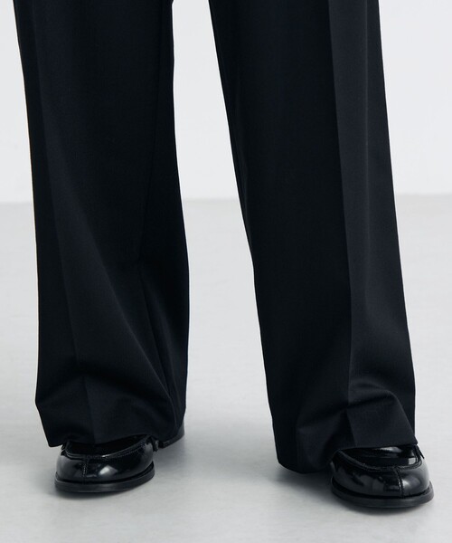 レア 80~ VALENTINO 2タック ワイドスラックス 黒 OPTIジップ レア 80~ VALENTINO 2タック ワイドスラックス 黒 OPTIジップ