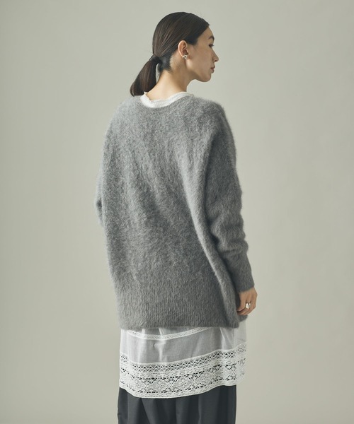 Curensology（カレンソロジー）の「Curensology(カレンソロジー)/FOXカシミヤVネックニットプルオーバー（ニット/セーター・レディース・ネイビー/グレー/モカ・FREE）」の9枚目の写真