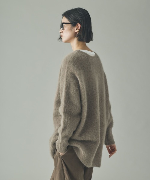 Curensology（カレンソロジー）の「Curensology(カレンソロジー)/FOXカシミヤVネックニットプルオーバー（ニット/セーター・レディース・ネイビー/グレー/モカ・FREE）」の19枚目の写真