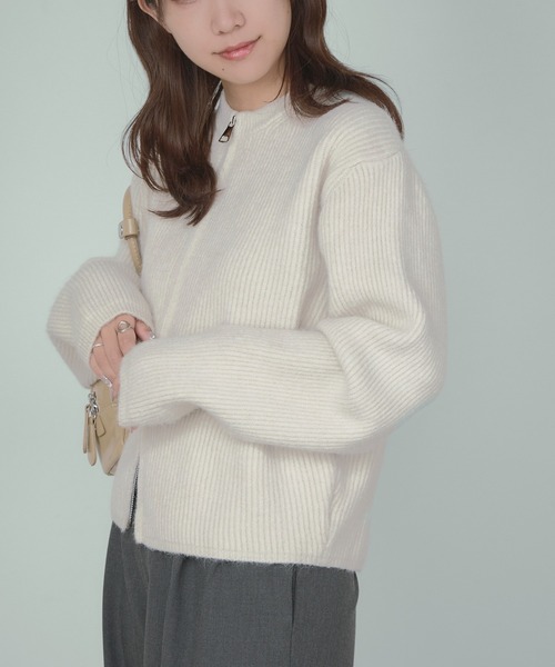 H.TOKYO(エイチトウキョウ)の「やわらかな表情と上品シルエット ミニマルリブショートジップニット(カーディガン/ボレロ・レディース・ブラウン/アイボリー/ブラック・FREE)」の9枚目の写真