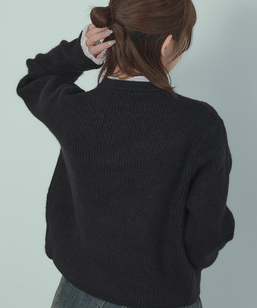 H.TOKYO(エイチトウキョウ)の「やわらかな表情と上品シルエット ミニマルリブショートジップニット(カーディガン/ボレロ・レディース・ブラウン/アイボリー/ブラック・FREE)」の22枚目の写真