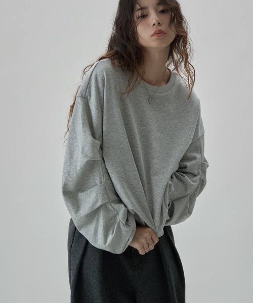 etoll.（エトル）の「タックスリーブバルーンスウェット（スウェット・レディース・ブラック/アイボリー/グレー・M）」の2枚目の写真