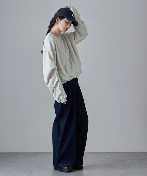 etoll.（エトル）の「タックスリーブバルーンスウェット（スウェット・レディース・ブラック/アイボリー/グレー・M）」の9枚目の写真