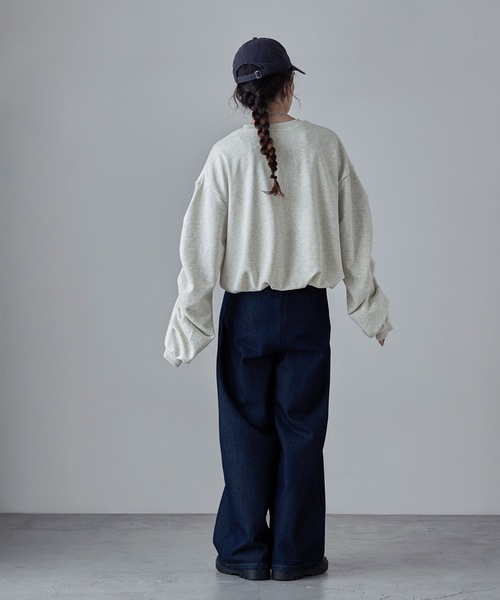 etoll.（エトル）の「タックスリーブバルーンスウェット（スウェット・レディース・ブラック/アイボリー/グレー・M）」の12枚目の写真