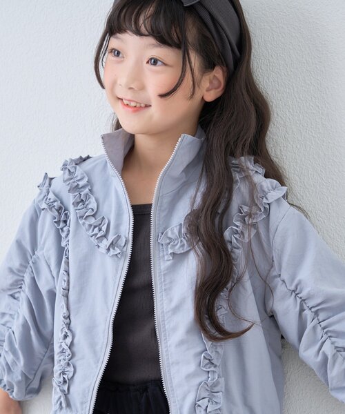 CIAOPANIC TYPY（チャオパニックティピー）の「【KIDS】フリルギャザーマンパ（マウンテンパーカー・キッズ・サックスブルー/チャコールグレー・SMALL/MEDIUM/LARGE/X-LARGE/XX-LARGE）」の13枚目の写真